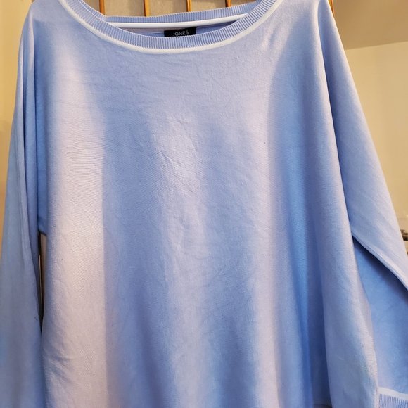 Jones New York Blue & White Sweater - Picture 1 of 3